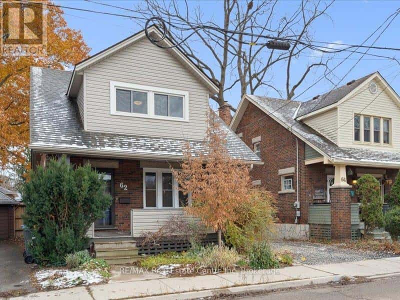 62 DIVISION STREET — Guelph (Exhibition Park), Ontario - Photo 2 of 40