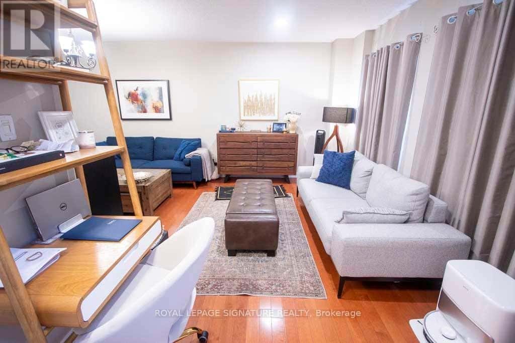 1253 BRILLINGER STREET — Oakville (WT West Oak Trails), Ontario - Photo 5 of 17