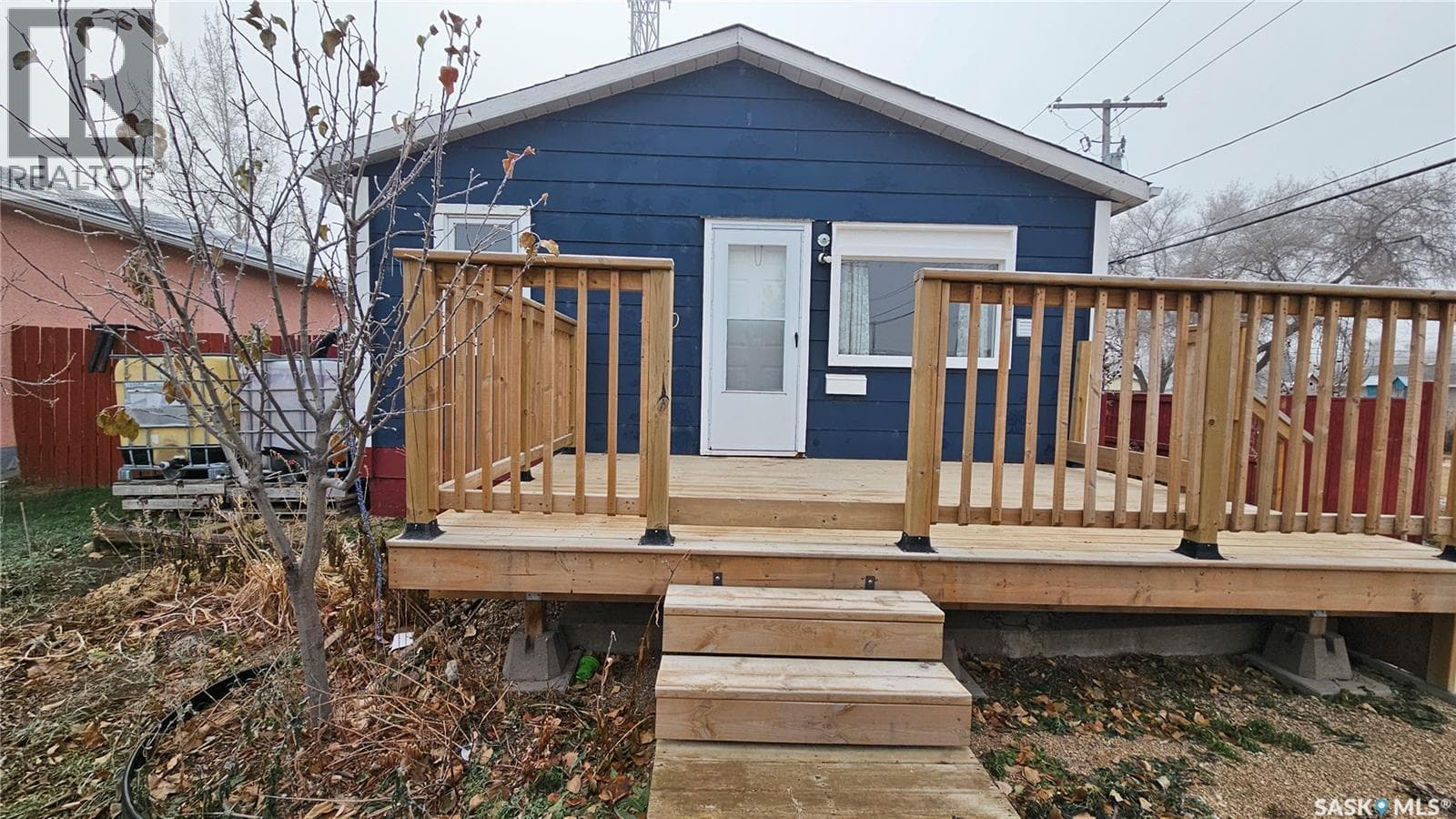 400 W 1st STREET — Dundurn, Saskatchewan - Main photo