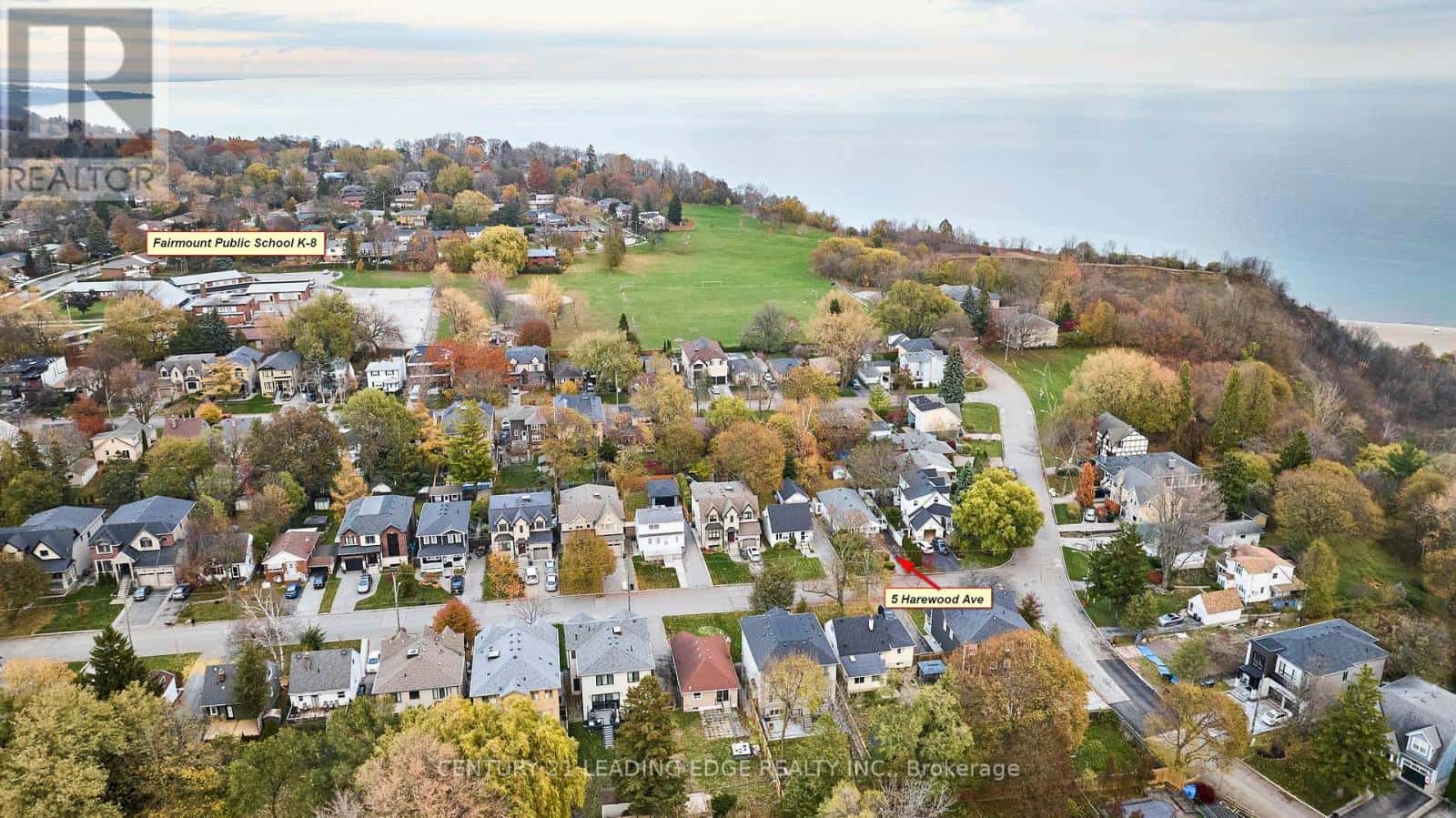 5 HAREWOOD AVENUE — Toronto (Cliffcrest), Ontario - Photo 2 of 32