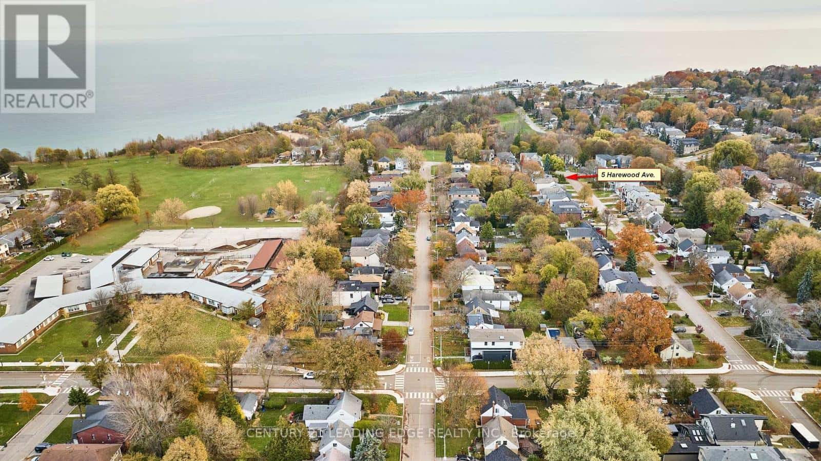 5 HAREWOOD AVENUE — Toronto (Cliffcrest), Ontario - Photo 3 of 32