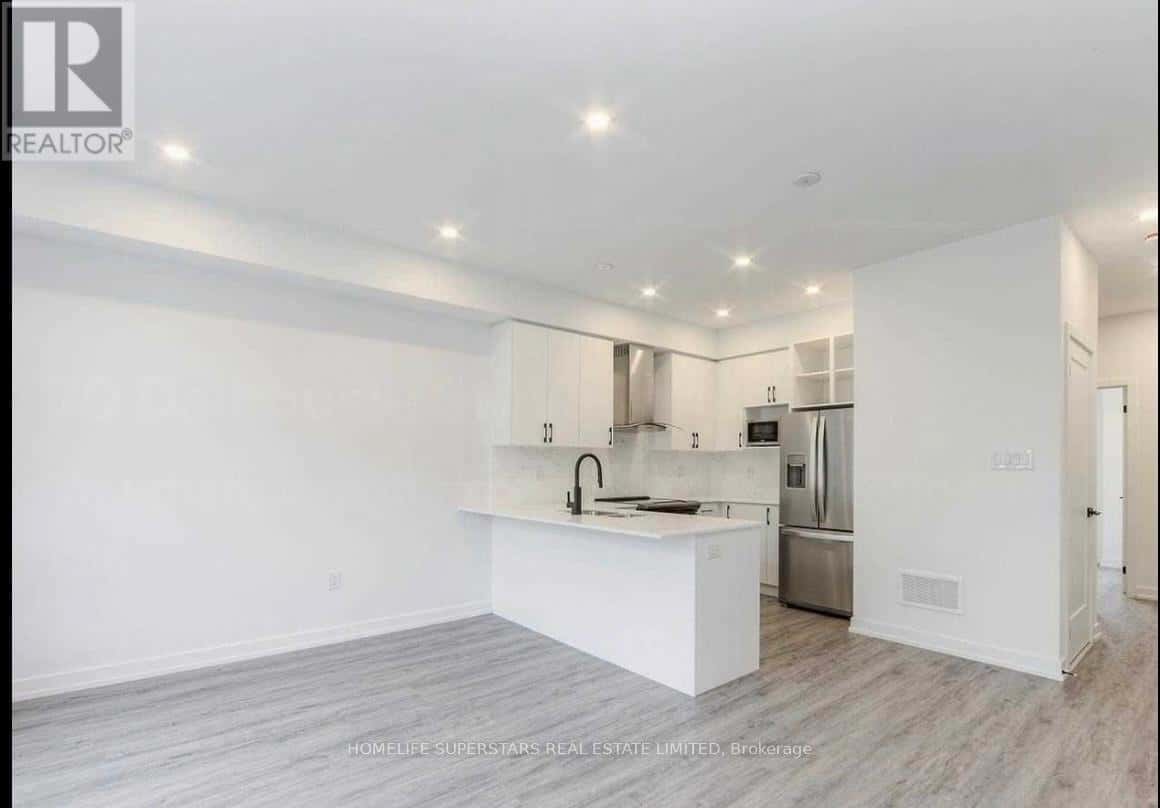 70 DALHOUSIE STREET — Vaughan (Vaughan Grove), Ontario - Photo 4 of 11