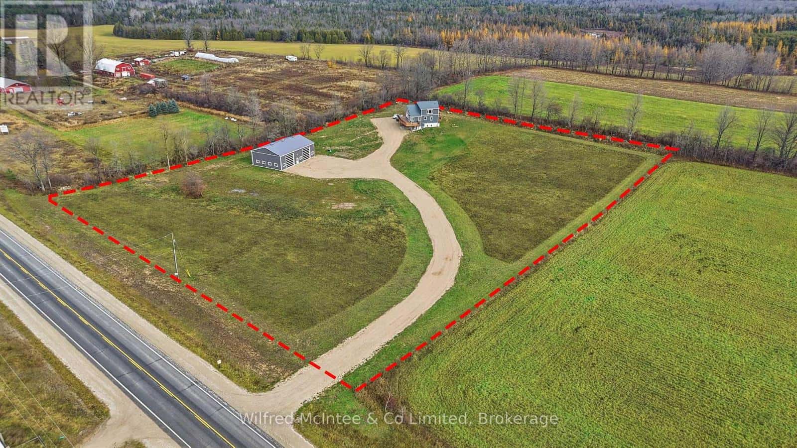 315225 HWY 6 — Chatsworth, Ontario - Photo 5 of 39