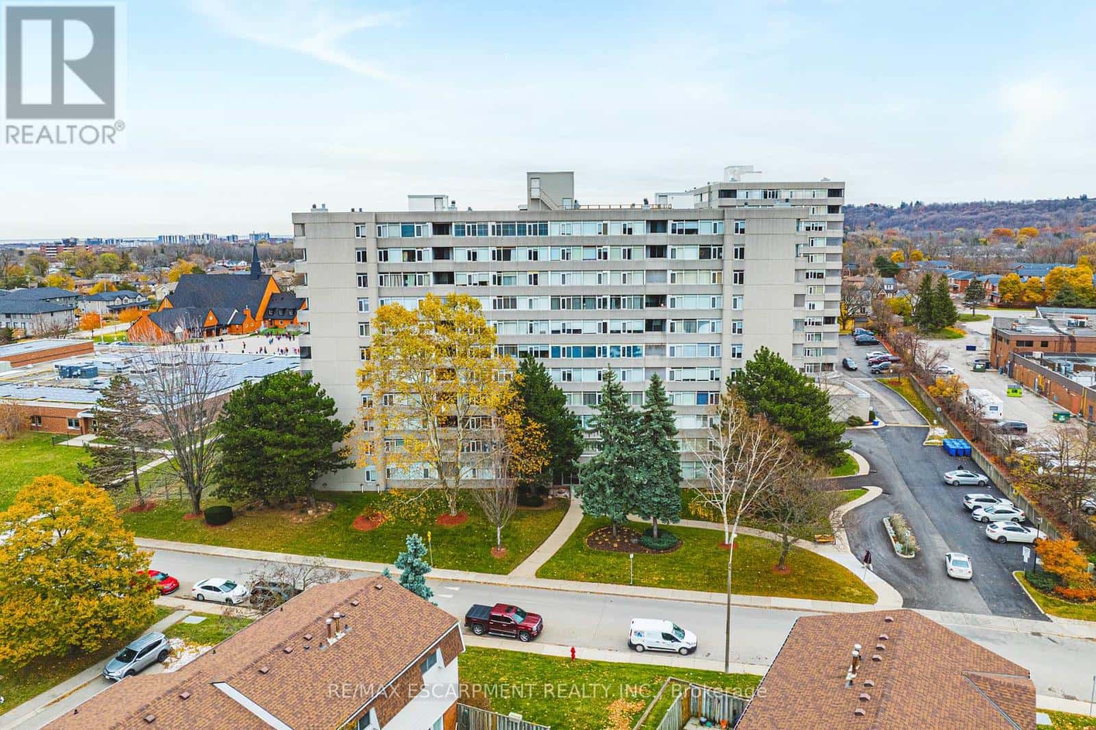 104 - 30 HARRISFORD STREET — Hamilton (Red Hill), Ontario - Photo 2 of 41