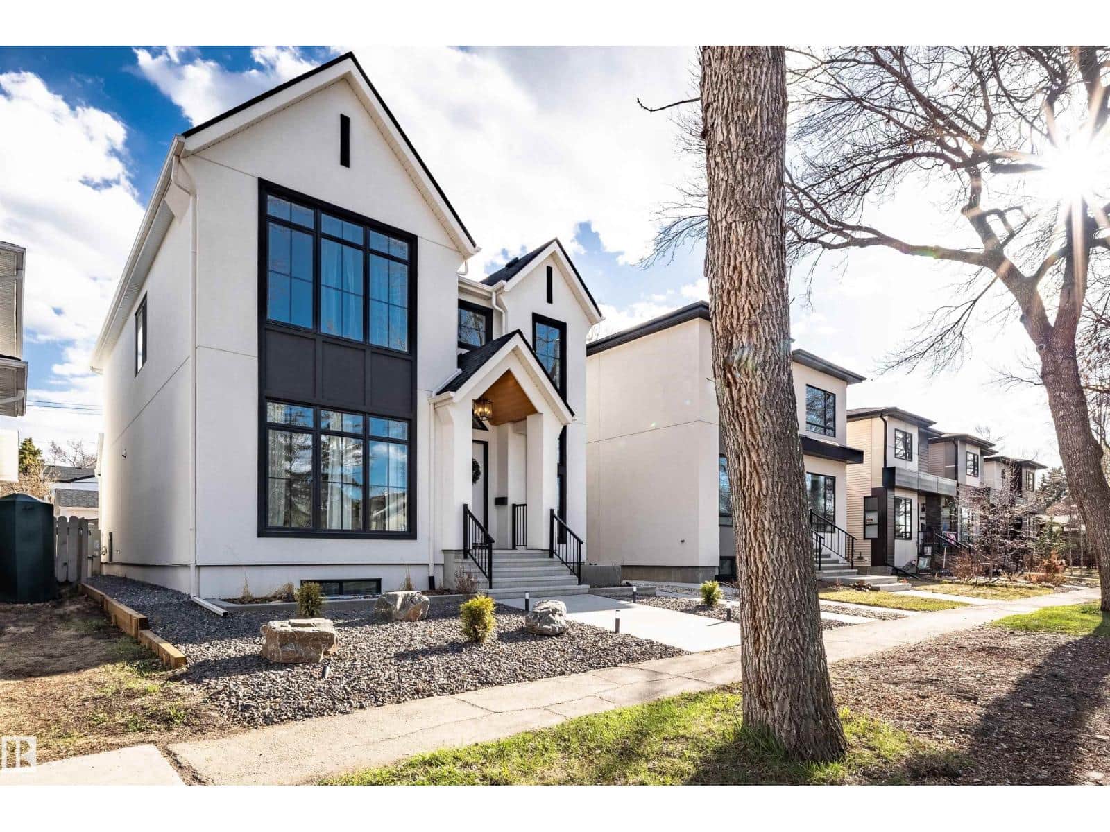 8350 120 ST NW - Photo 2 of 27, Edmonton, Alberta