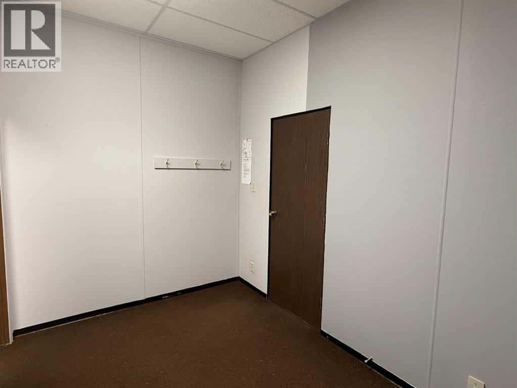 Suite # 20, 5125 50 Avenue — Vermilion, Alberta - Photo 3 of 19