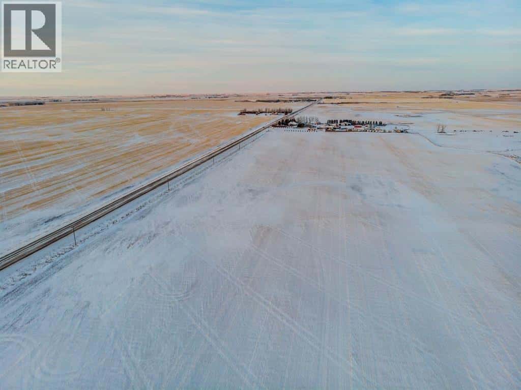 W4R26T25S16QSE Range Road 264 — Rural Wheatland County, Alberta - Photo 5 of 17