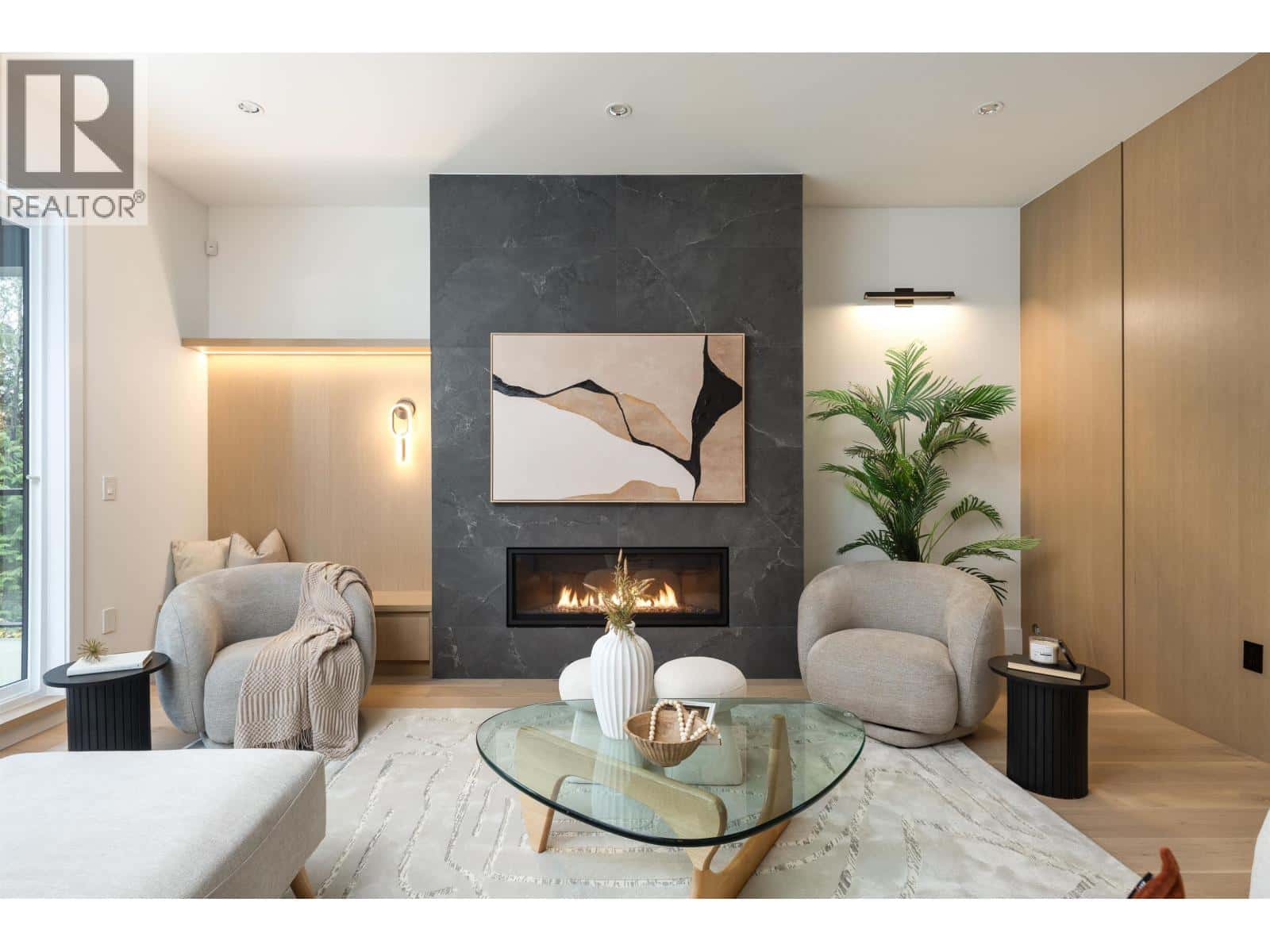 1419 PIPELINE PLACE — Coquitlam, British Columbia - Photo 5 of 40