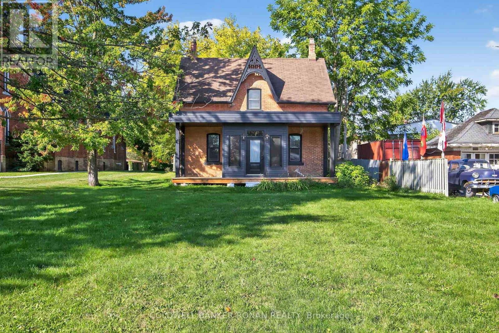 76 QUEEN STREET N — New Tecumseth (Tottenham), Ontario - Photo 3 of 50