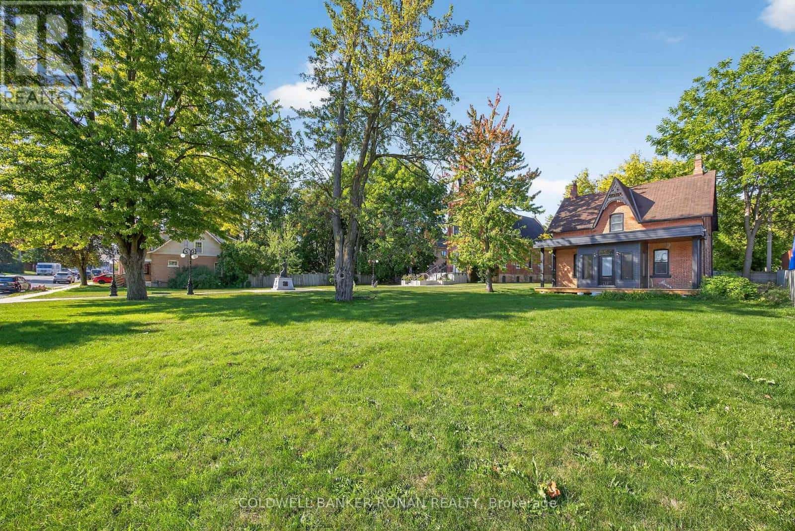 76 QUEEN STREET N — New Tecumseth (Tottenham), Ontario - Photo 4 of 50