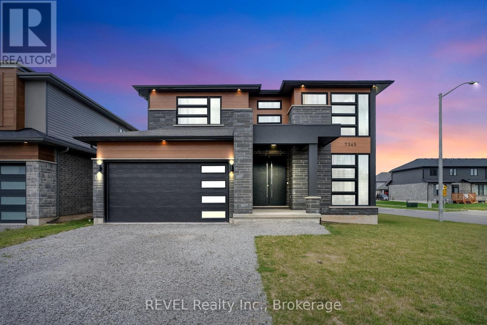 7365 JONATHAN DRIVE — Niagara Falls (Brown), Ontario - Main photo