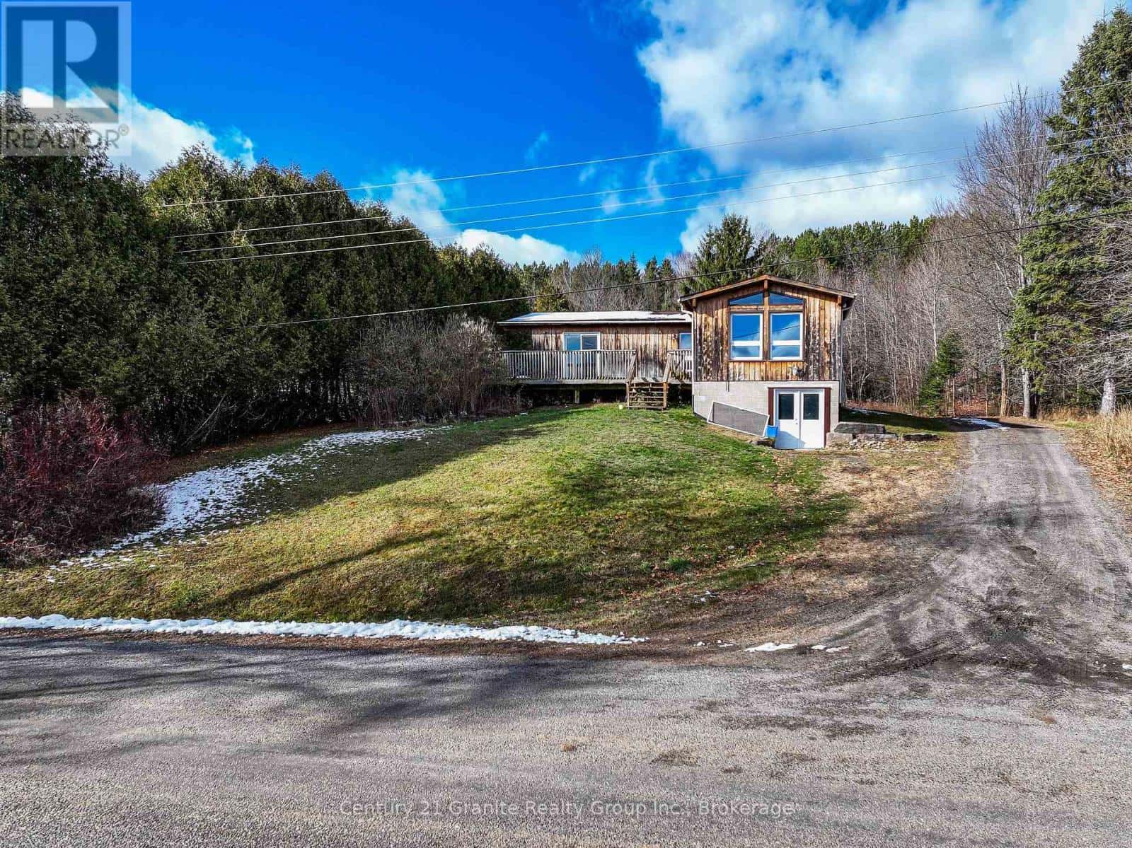 1309 NILA ROAD — Dysart et al (Guilford), Ontario - Photo 4 of 50