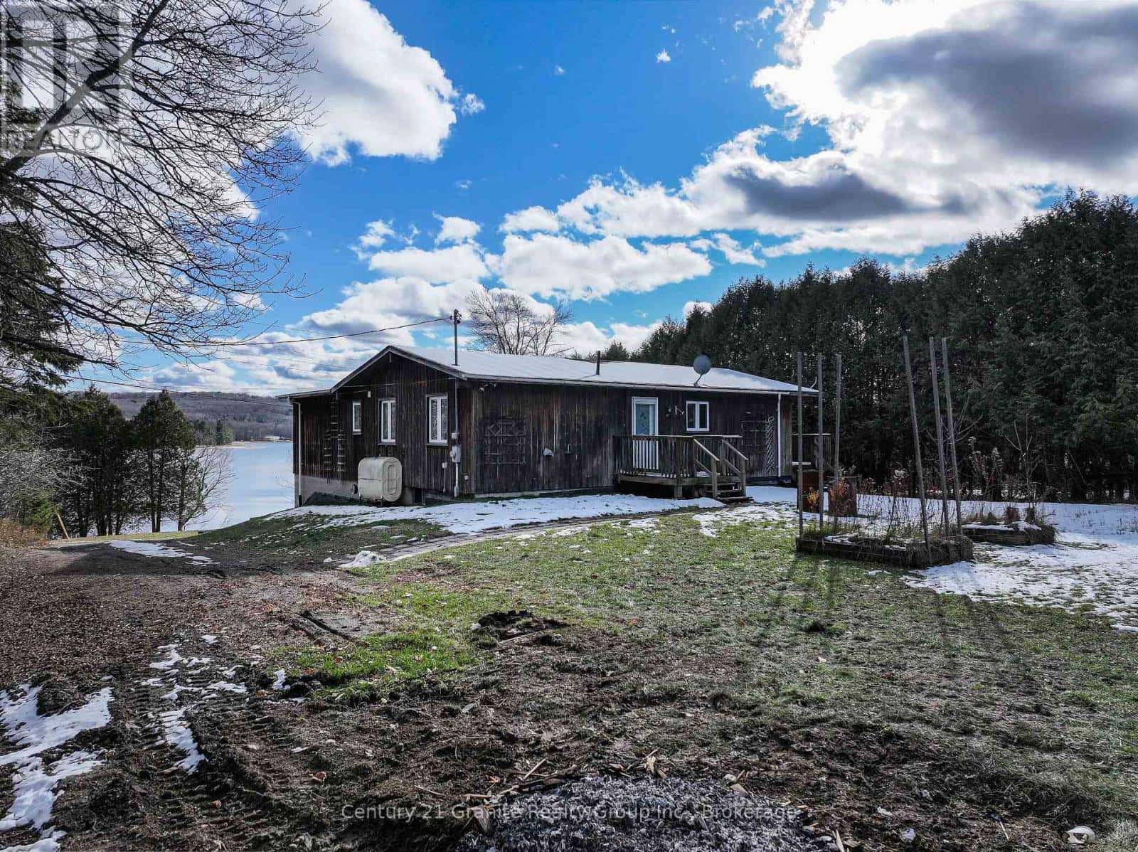 1309 NILA ROAD — Dysart et al (Guilford), Ontario - Photo 5 of 50