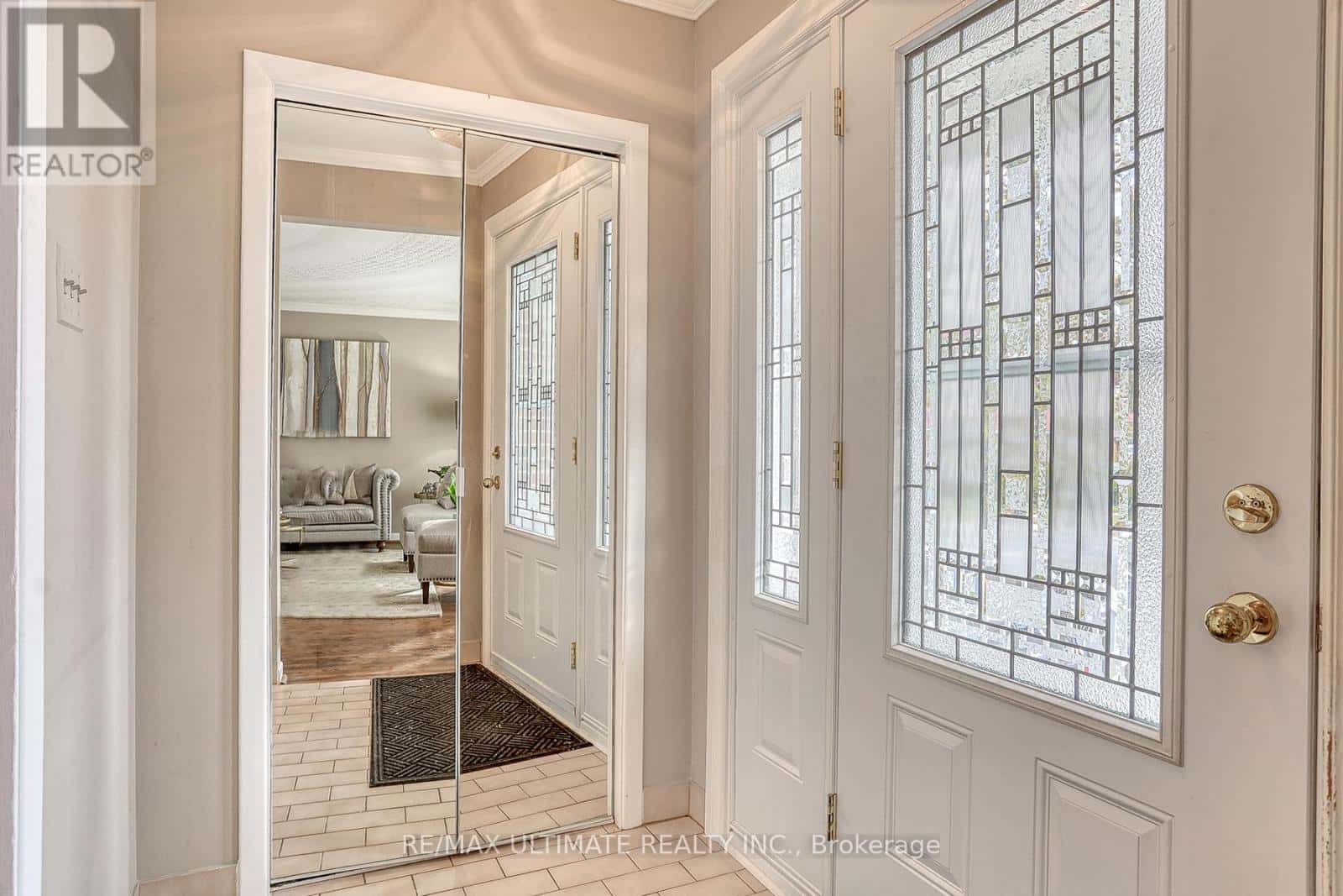 76 BERTRAND AVENUE — Toronto (Ionview), Ontario - Photo 3 of 37