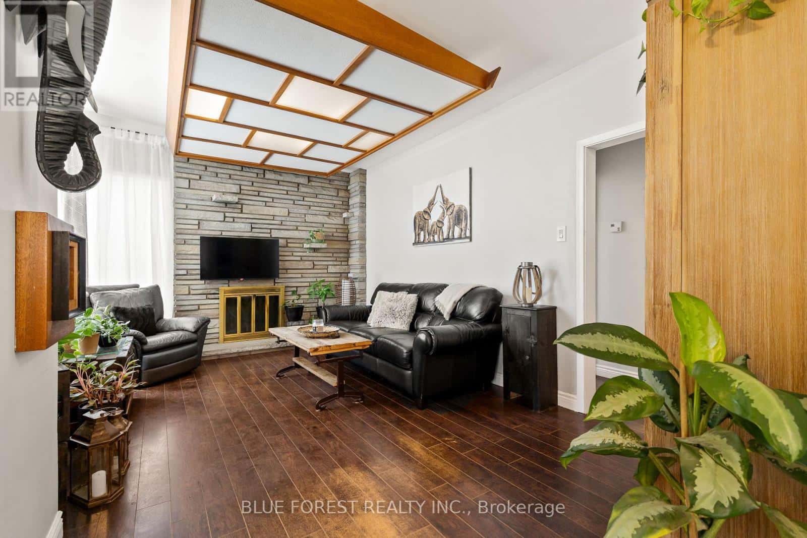 265 CLARKE ROAD — London East (East H), Ontario - Photo 4 of 38