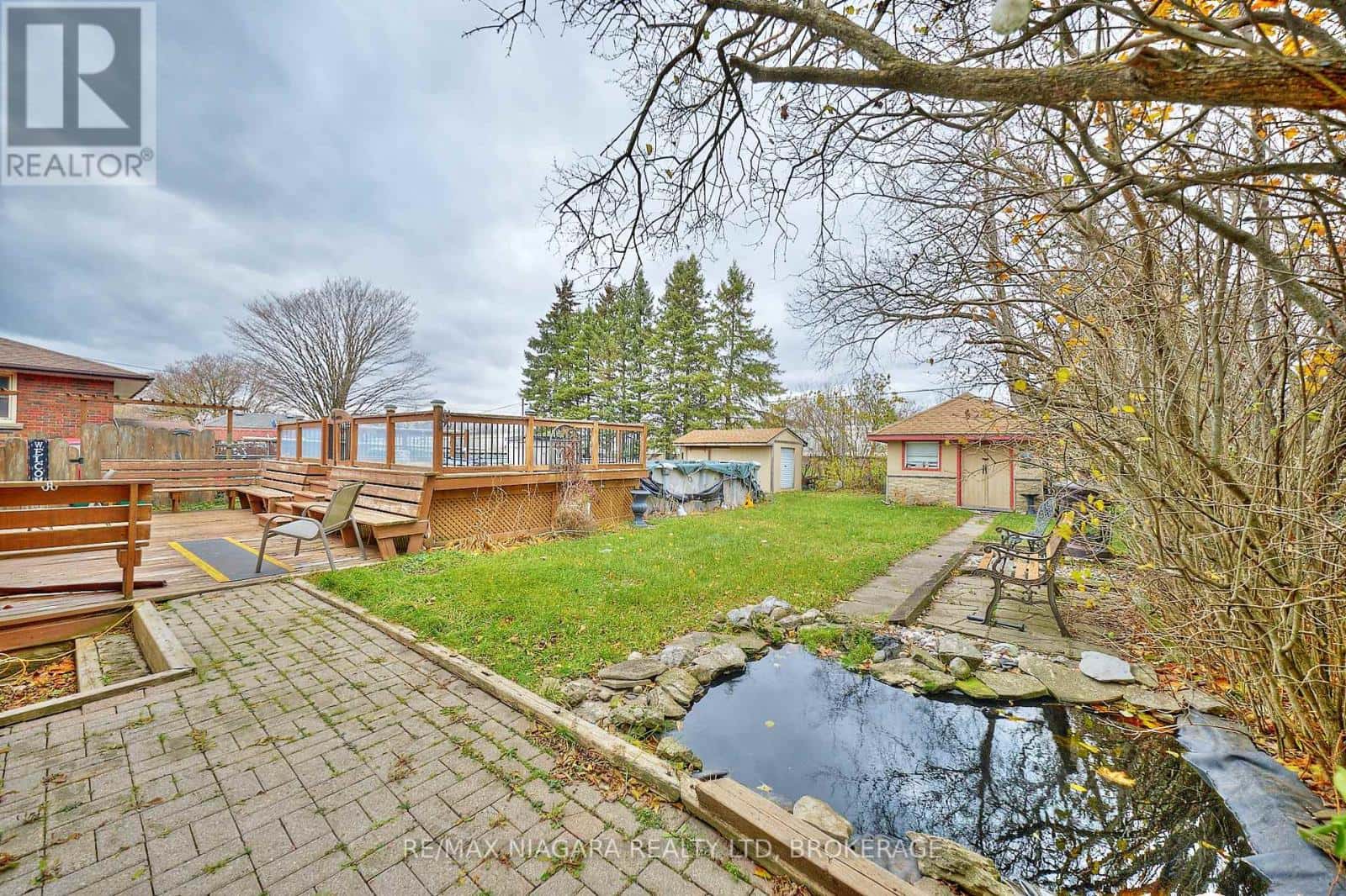 497 CLARENCE STREET W — Port Colborne (Sugarloaf), Ontario - Photo 4 of 29