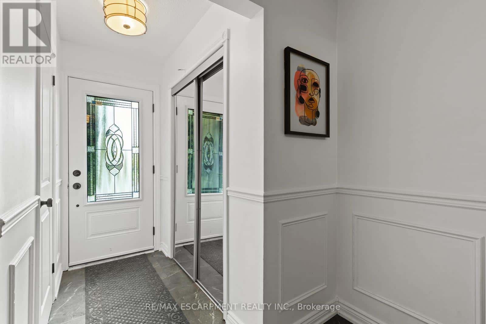 2396 LYFORD LANE — Burlington (Brant Hills), Ontario - Photo 4 of 29