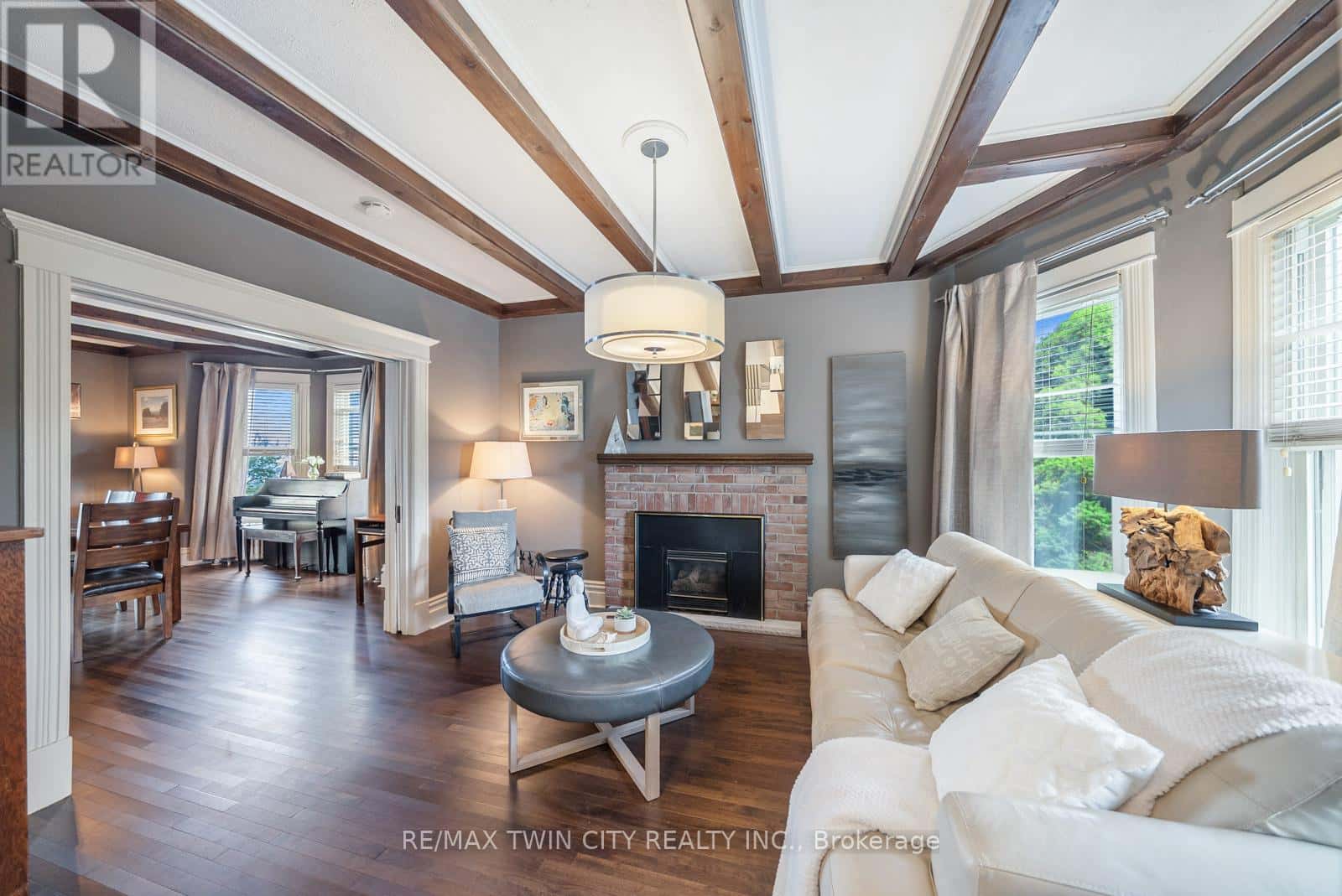 47 MOUNTAIN PARK AVENUE — Hamilton (Inch Park), Ontario - Photo 5 of 45