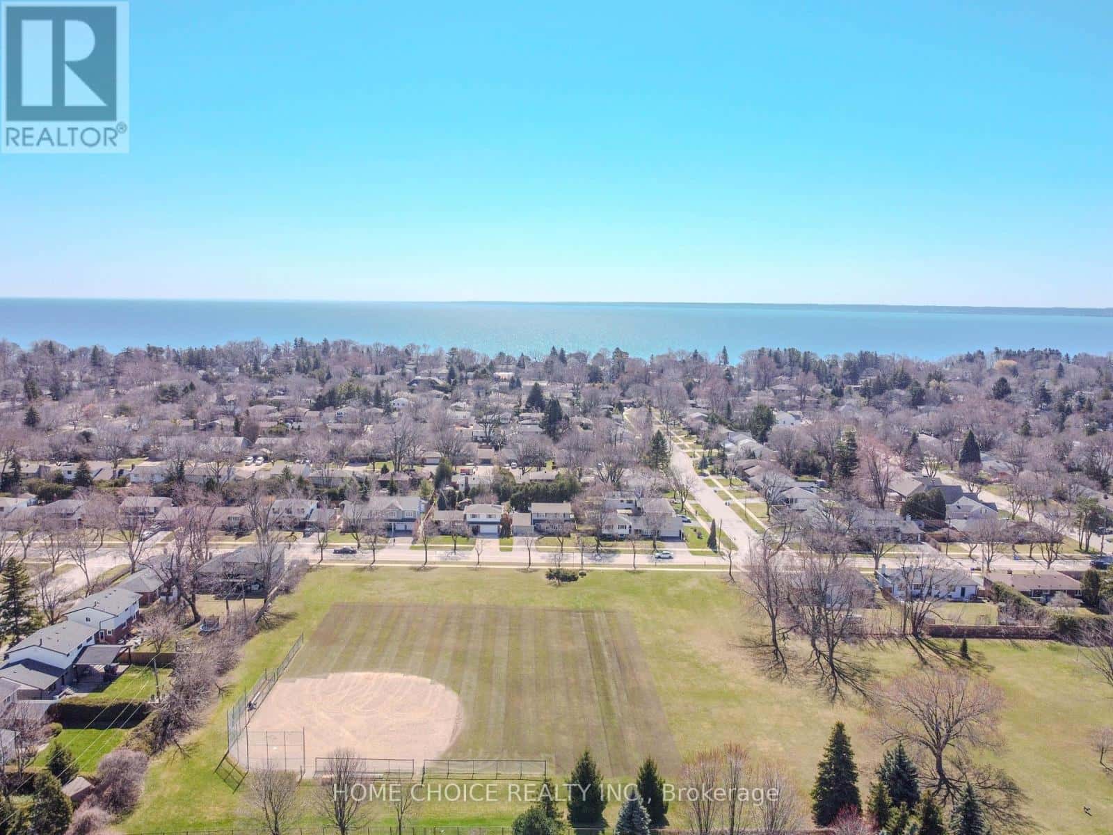 310 TUCK DRIVE S — Burlington (Shoreacres), Ontario - Photo 3 of 41