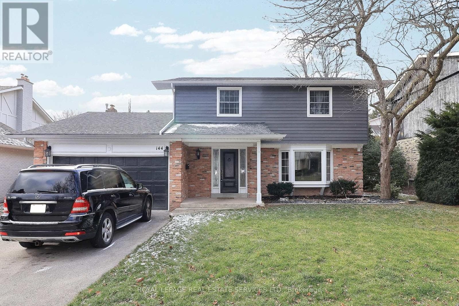 144 ALL SAINTS CRESCENT — Oakville (FD Ford), Ontario - Main photo