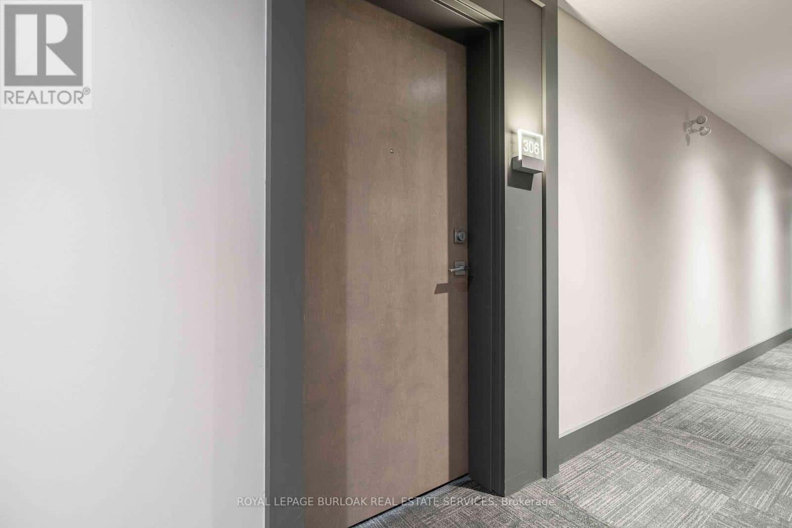 306 - 455 CHARLTON AVENUE E — Hamilton (Stinson), Ontario - Photo 3 of 23