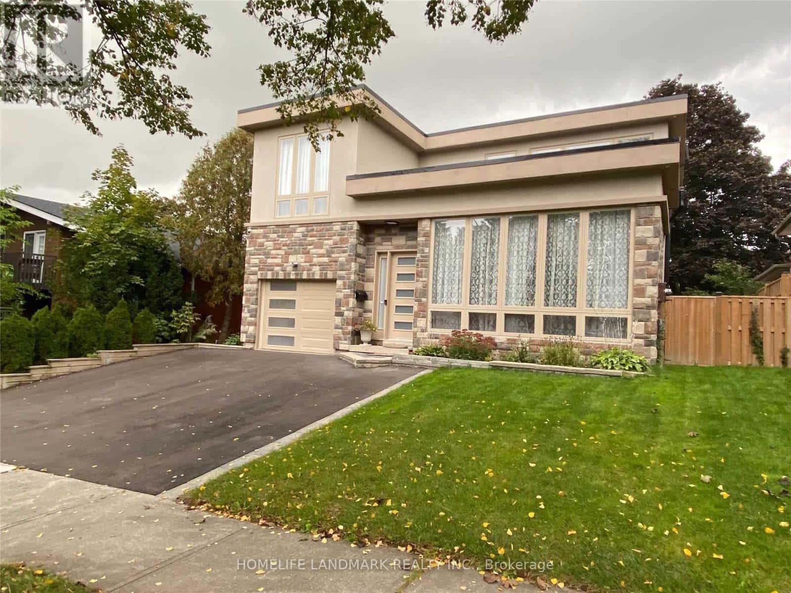 1703 SHADYBROOK DRIVE — Pickering (Dunbarton), Ontario - Photo 2 of 40