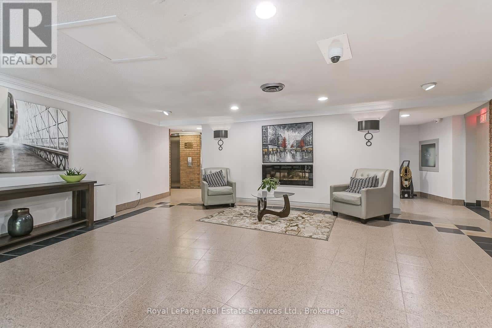 1008 - 1240 MARLBOROUGH COURT — Oakville (CP College Park), Ontario - Photo 5 of 47