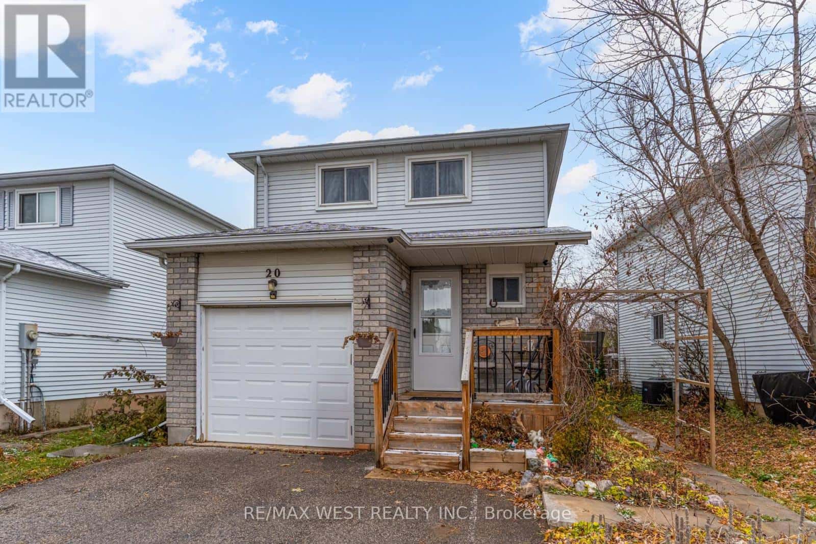 20 CORBETT DRIVE — Barrie (Grove East), Ontario - Photo 2 of 34