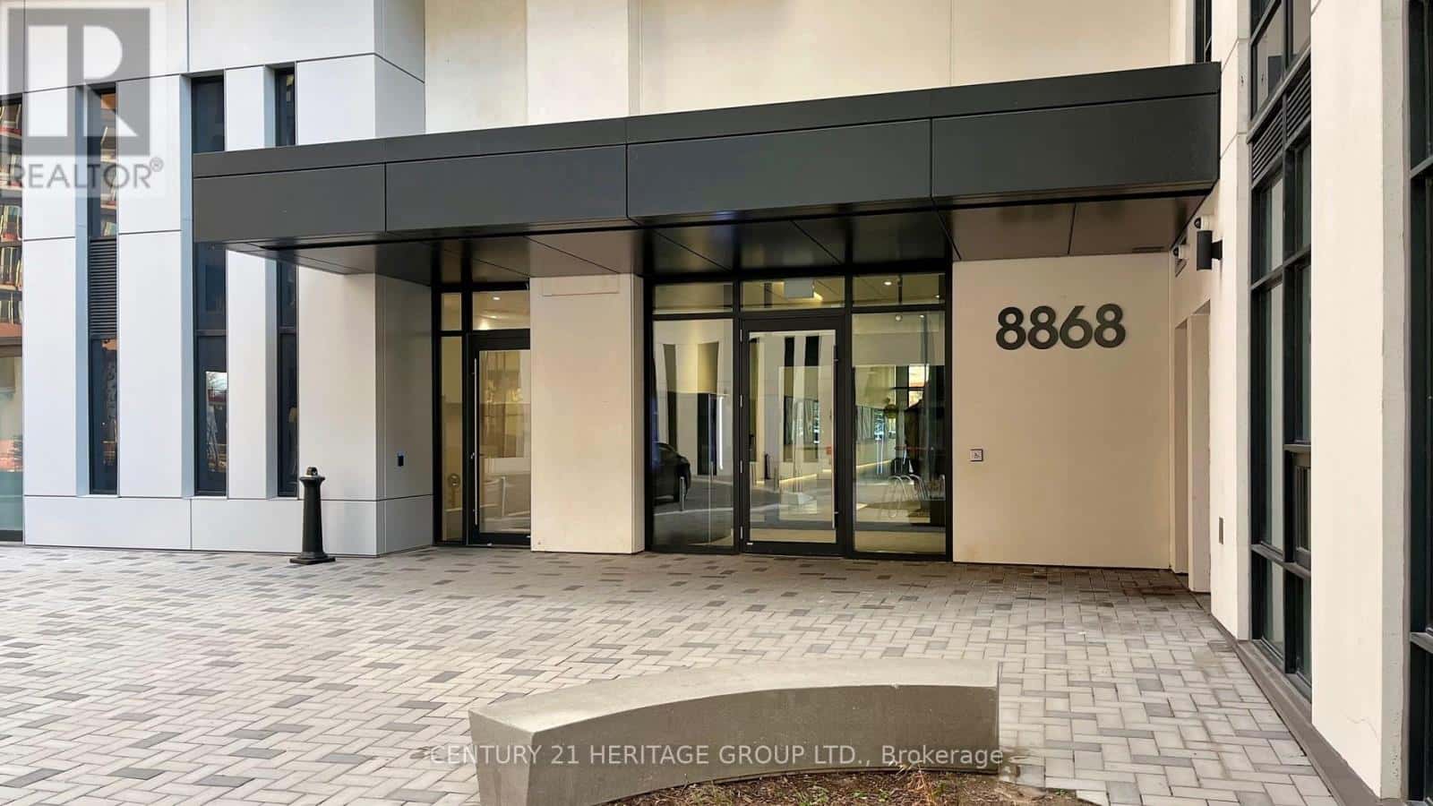 717 - 8868 YONGE STREET — Richmond Hill (South Richvale), Ontario - Photo 3 of 26