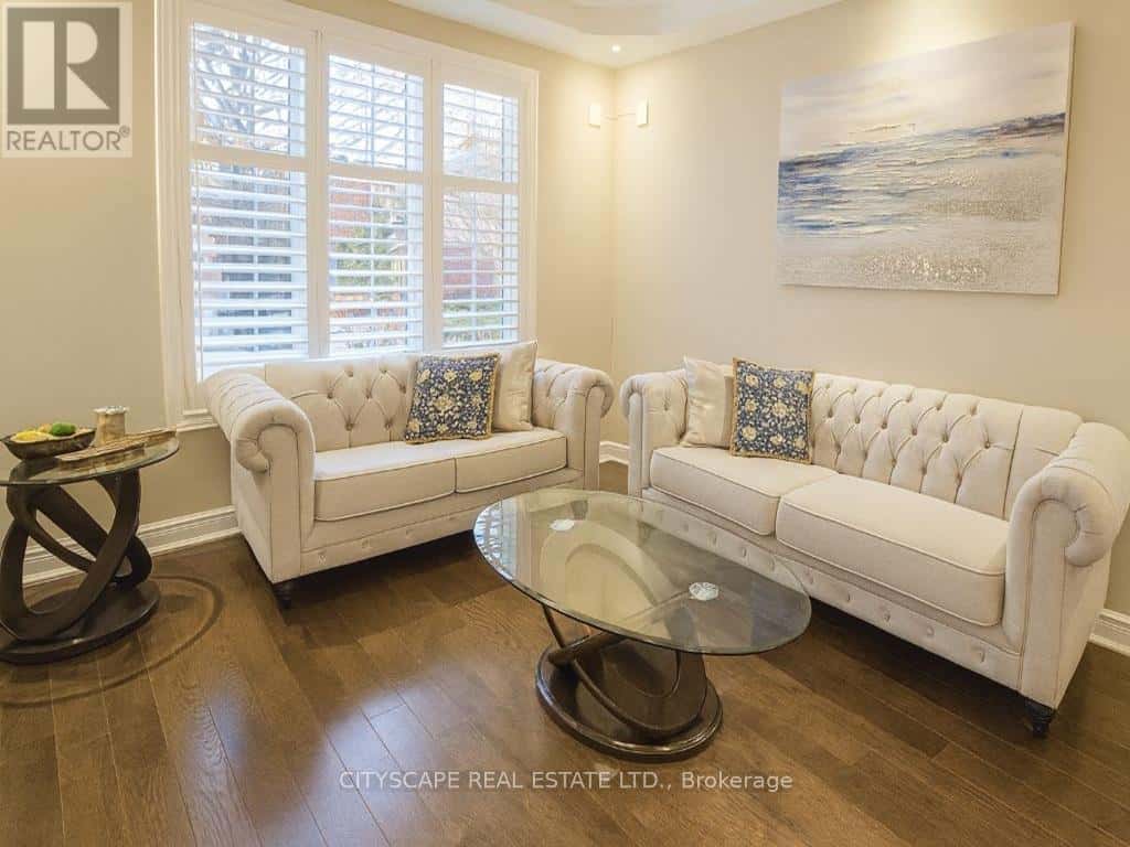 2449 AUCKLAND DRIVE — Burlington (Orchard), Ontario - Photo 2 of 30