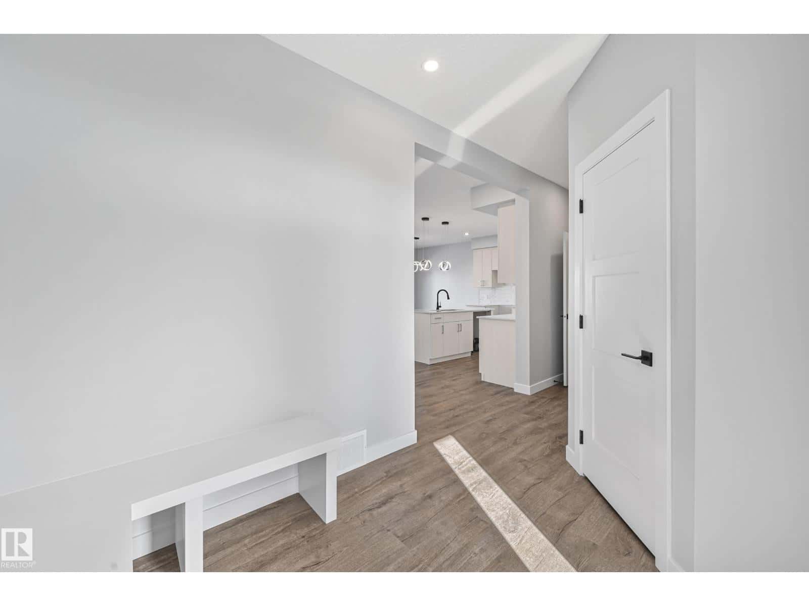 76 MAPLE CR — Gibbons, Alberta - Photo 3 of 26