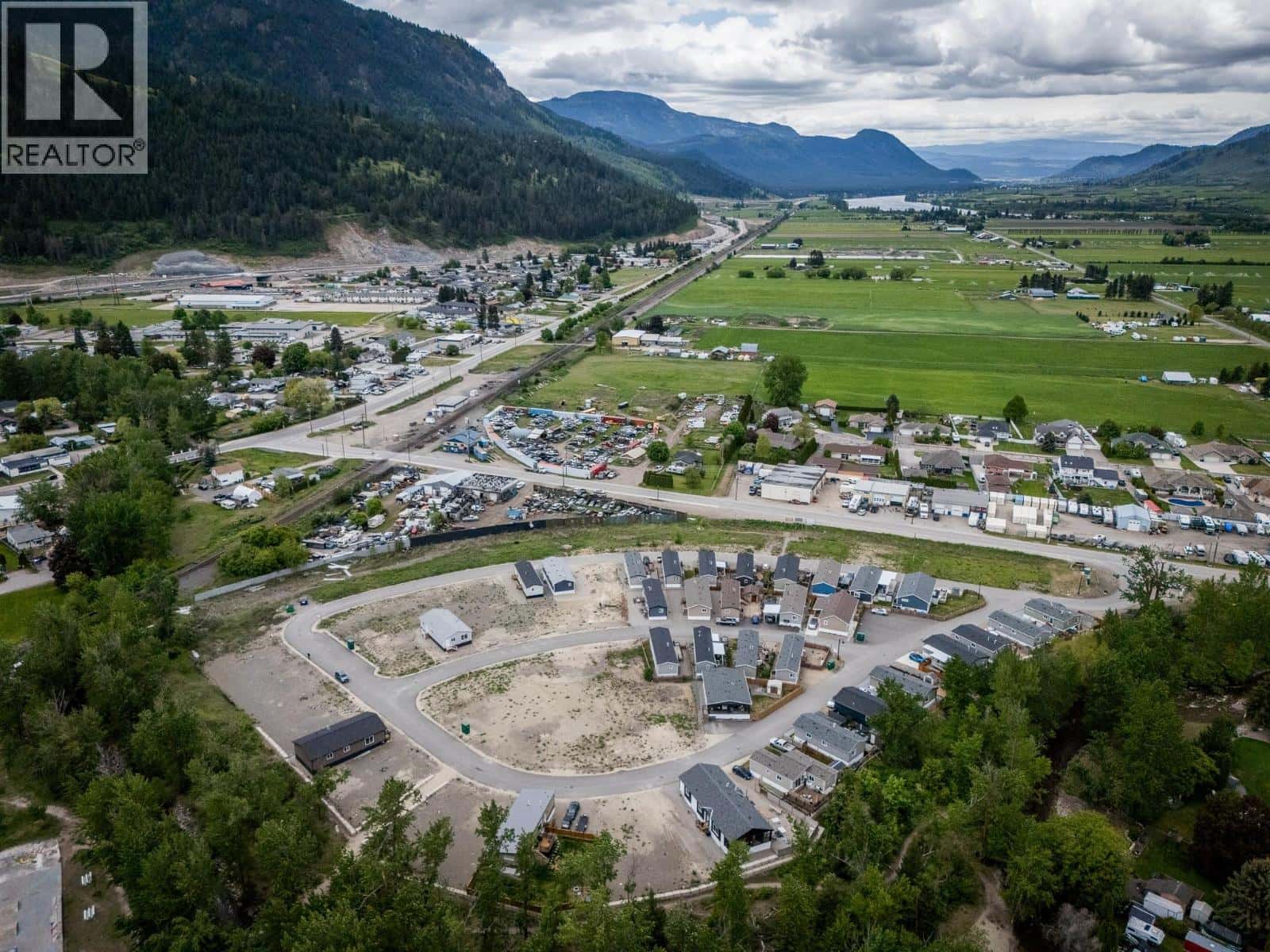 235 AYLMER Road Unit# 50 — Chase, British Columbia - Photo 4 of 4