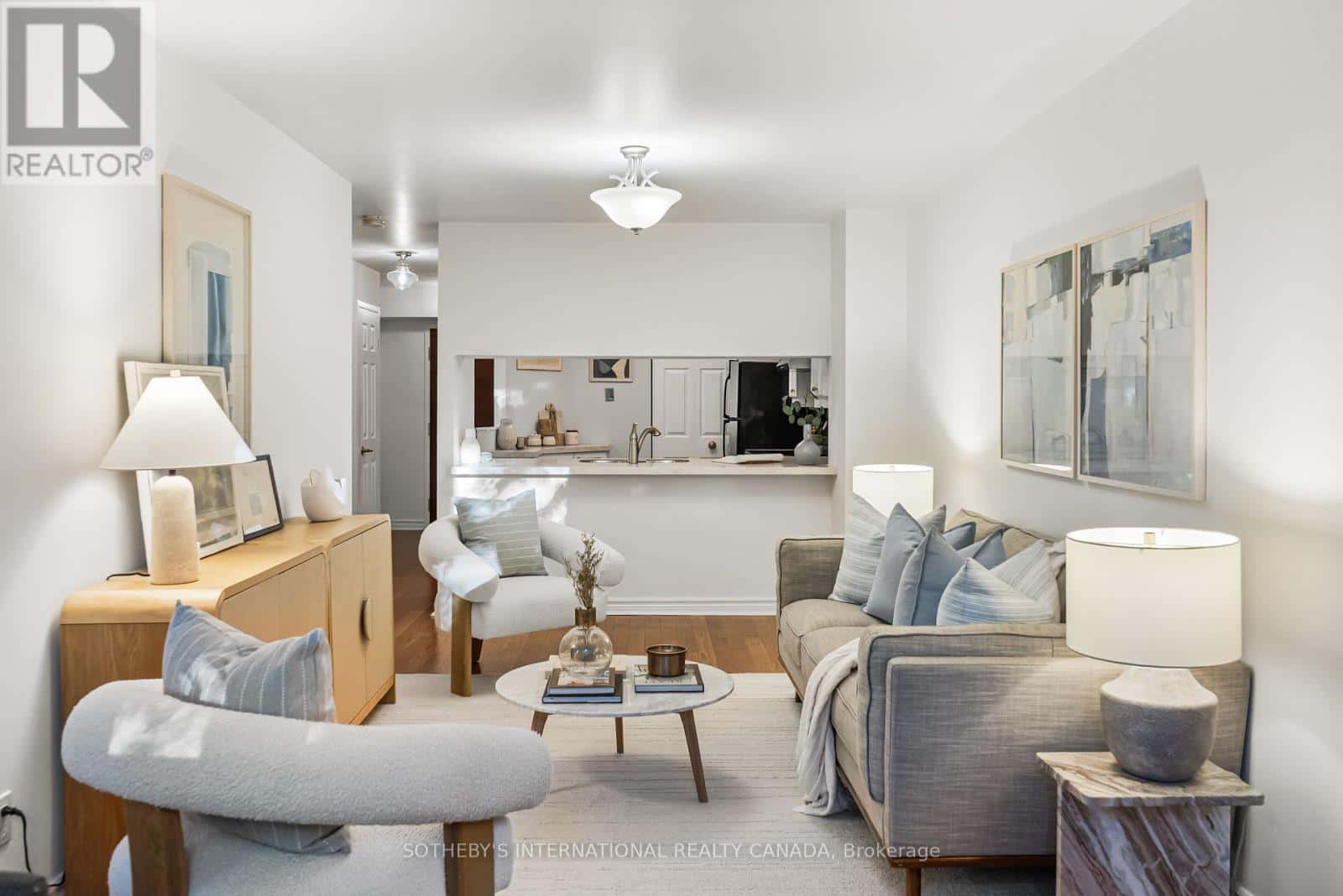 209 - 356 MCRAE DRIVE — Toronto (Leaside), Ontario - Photo 2 of 39