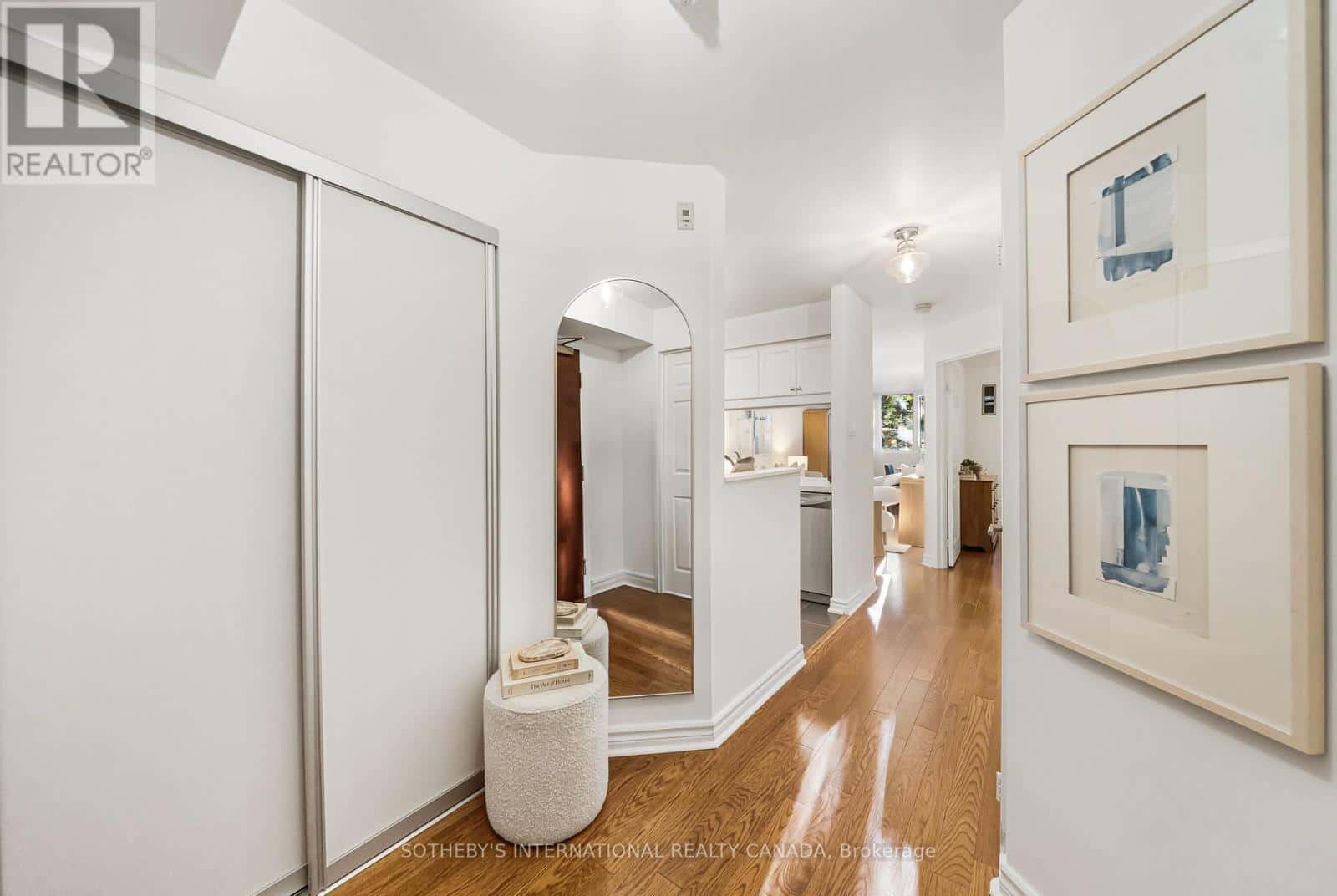 209 - 356 MCRAE DRIVE — Toronto (Leaside), Ontario - Photo 5 of 39