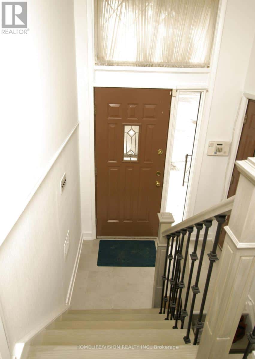 MAIN - 61 LEWISTON ROAD — Toronto (Dorset Park), Ontario - Photo 2 of 15