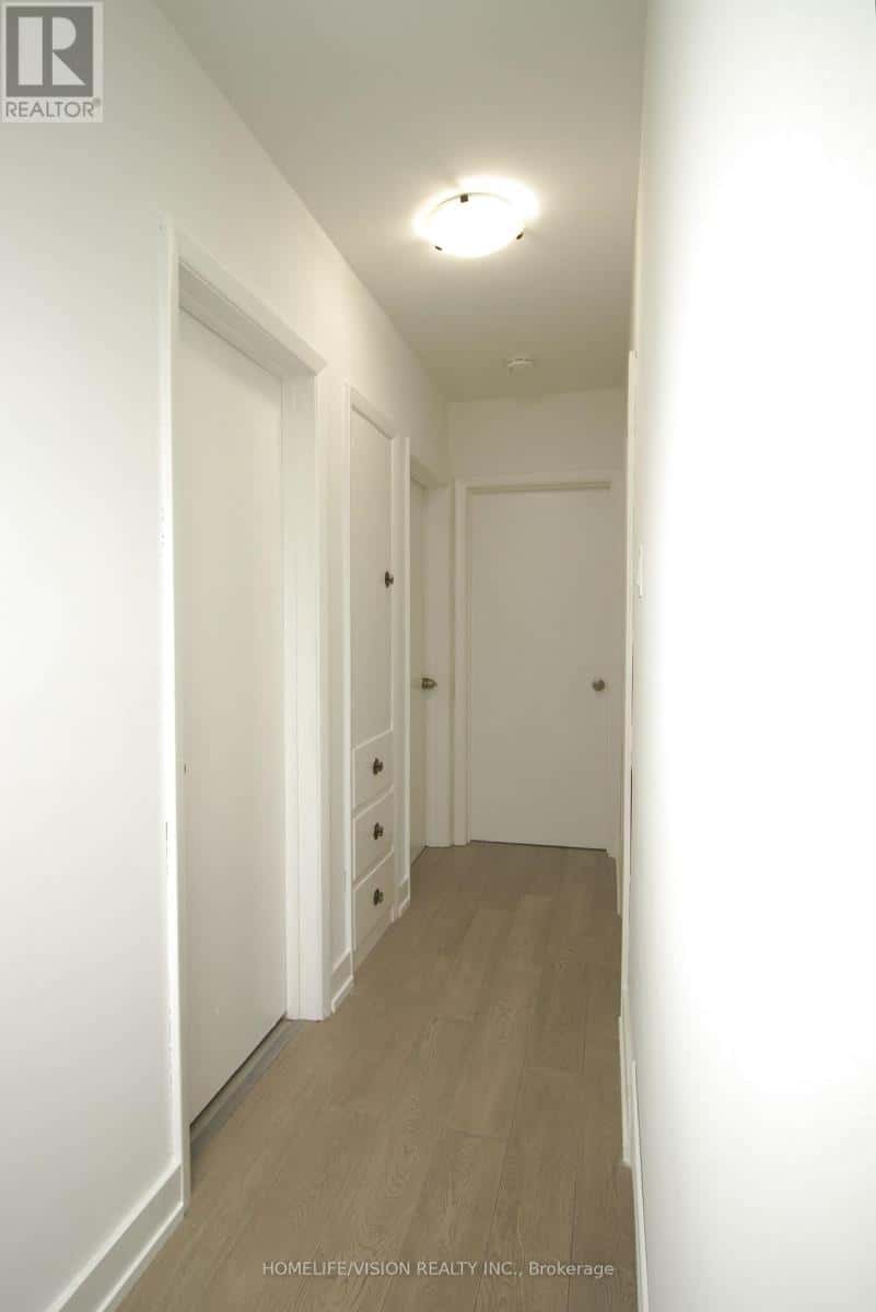 MAIN - 61 LEWISTON ROAD — Toronto (Dorset Park), Ontario - Photo 4 of 15