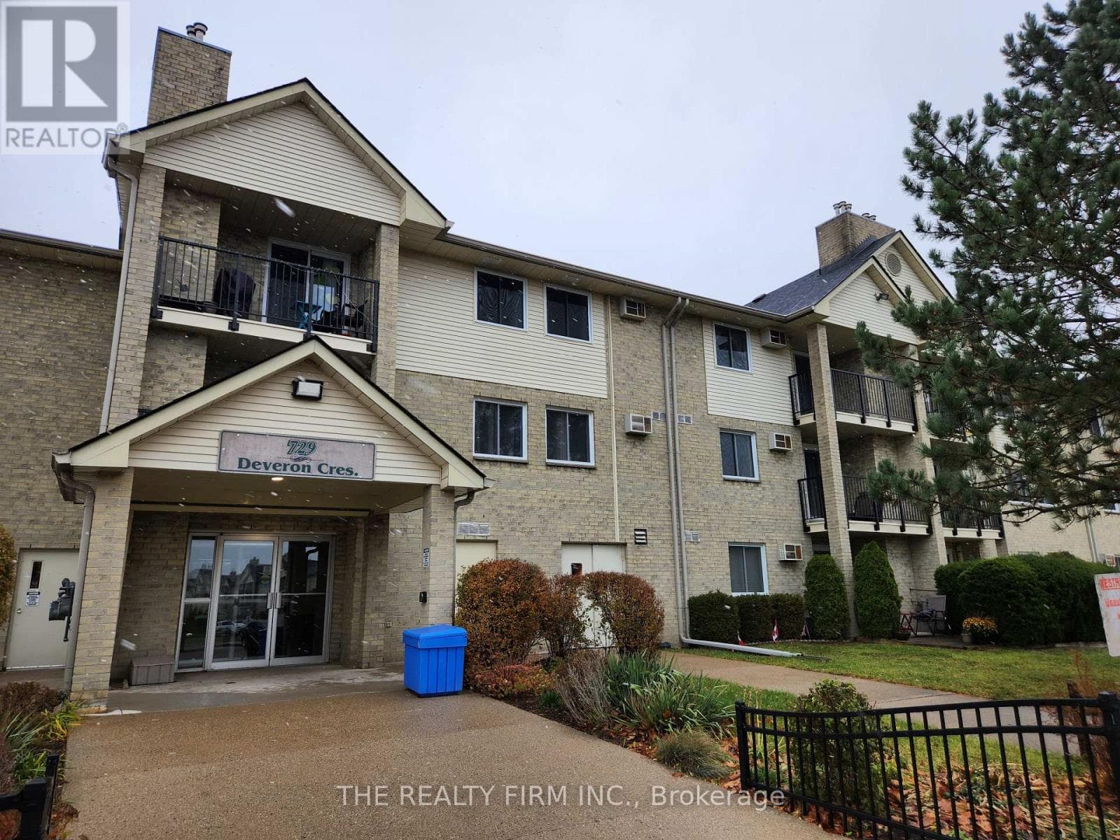 304 - 729 DEVERON CRESCENT — London South (South T), Ontario - Main photo