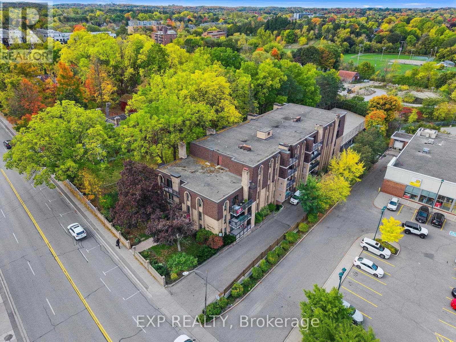 203 - 15390 YONGE STREET — Aurora (Aurora Heights), Ontario - Main photo