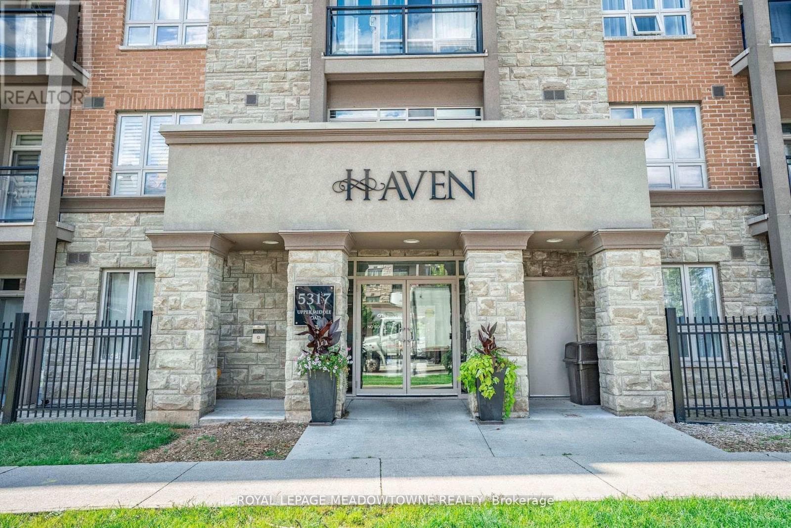 323 - 5317 UPPER MIDDLE ROAD — Burlington (Orchard), Ontario - Main photo