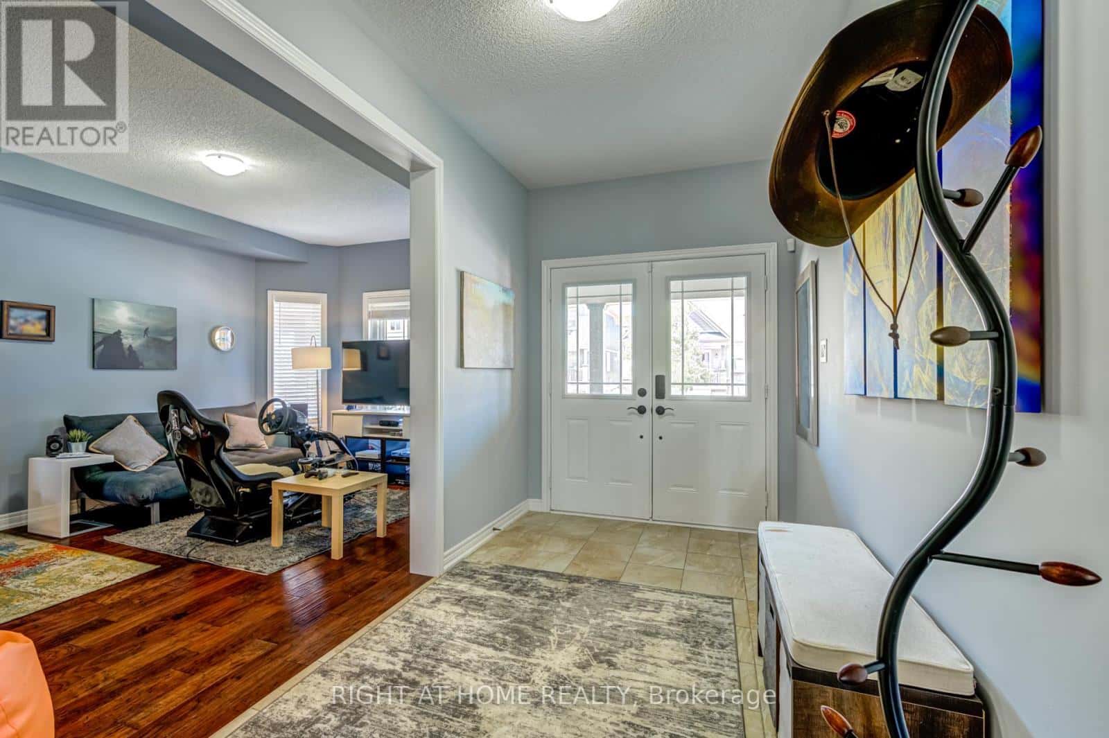 1341 BARDEAU STREET — Innisfil (Lefroy), Ontario - Photo 5 of 36