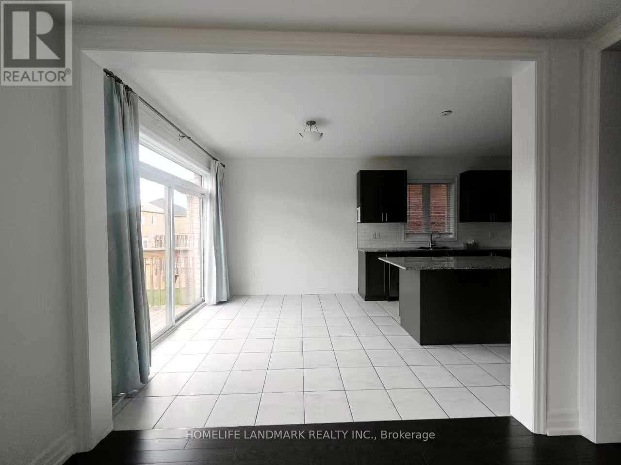 14 LOCKTON STREET — Whitby (Williamsburg), Ontario - Photo 5 of 19