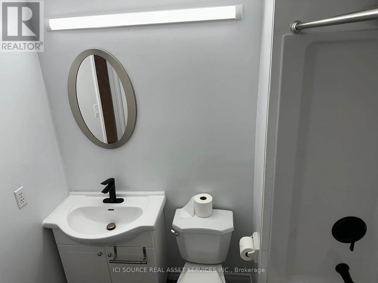 LOWER - 155 HIGHLAND CRESCENT - Photo 4 of 12, Toronto (Bridle Path-Sunnybrook-York Mills), Ontario