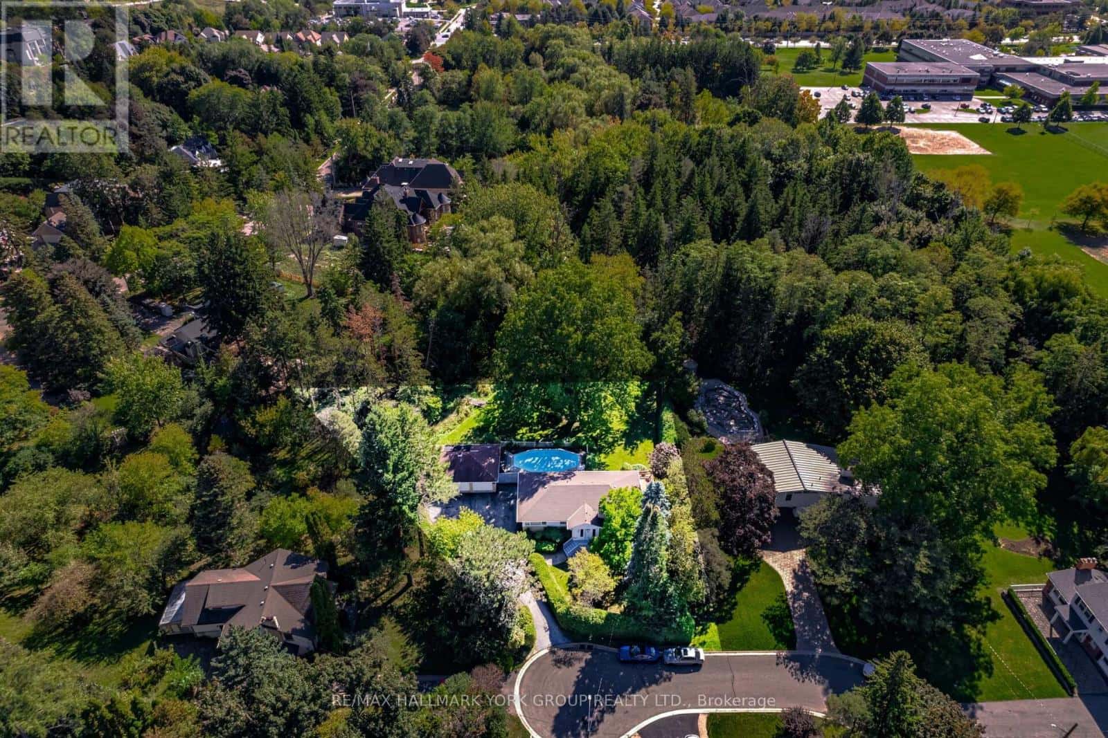 26 BRIDGEFORD STREET S — Richmond Hill (Mill Pond), Ontario - Photo 3 of 24