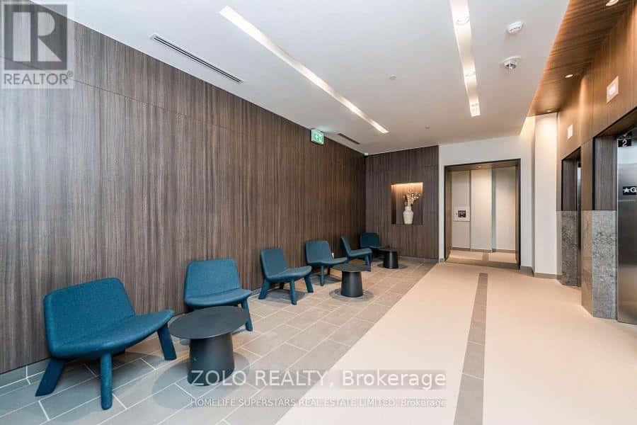 304 - 1787 ST. CLAIR AVENUE W — Toronto (Weston-Pellam Park), Ontario - Photo 4 of 27