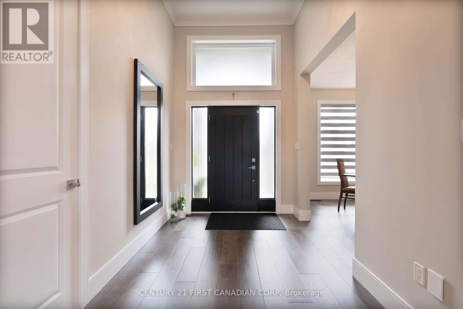 16 FOXBOROUGH PLACE — Thames Centre (Thorndale), Ontario - Photo 4 of 37