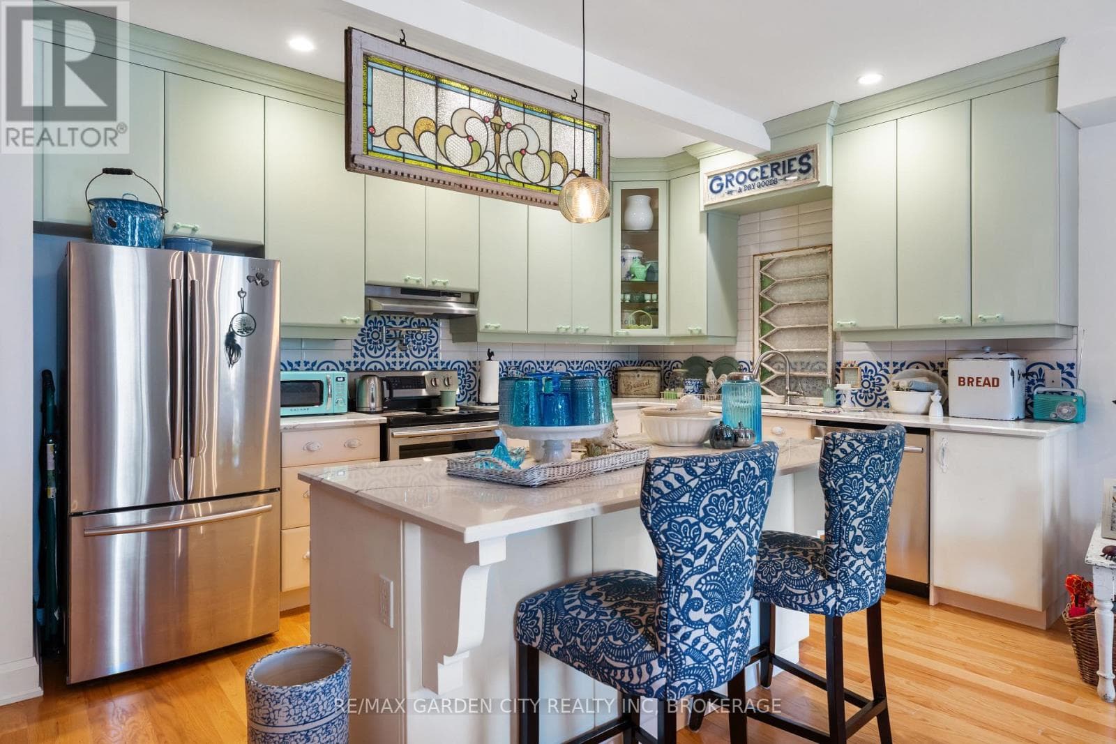 201 - 3710 MAIN STREET — Niagara Falls (Chippawa), Ontario - Main photo