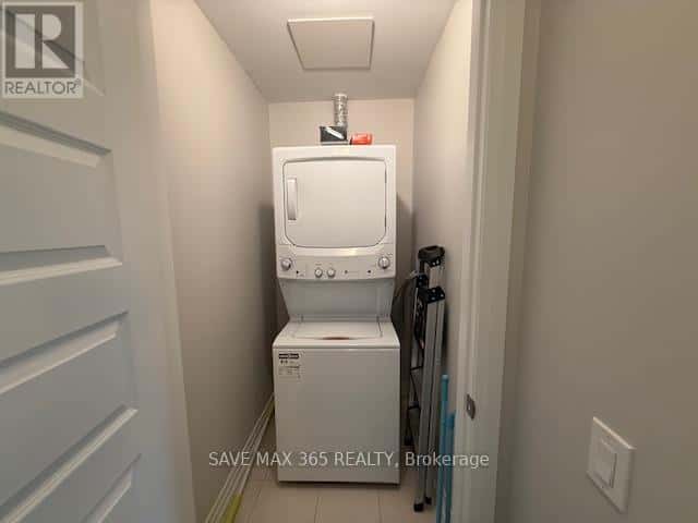 220 - 470 GORDON KRANTZ AVENUE — Milton (Walker), Ontario - Photo 5 of 14