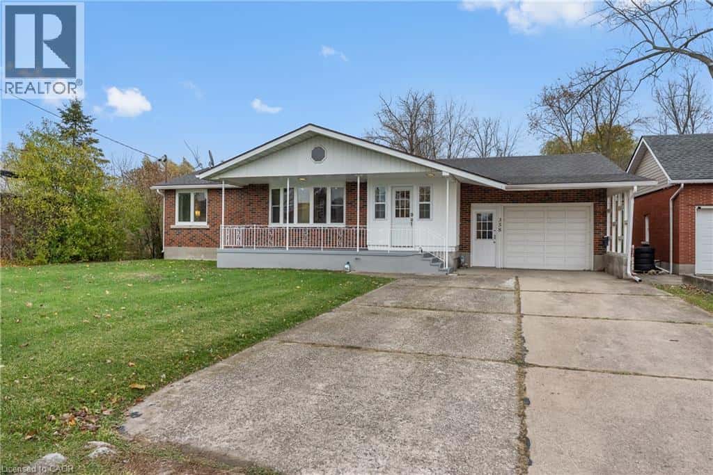 358 ALBANY Street — Fort Erie, Ontario - Photo 2 of 41