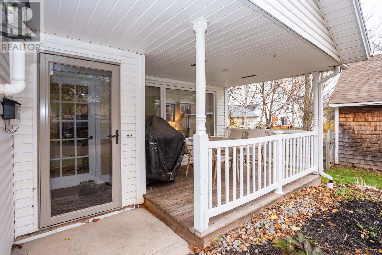 86E Orlebar Street — Charlottetown, Prince Edward Island - Photo 2 of 35