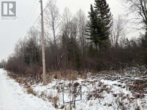 LT 14 PART 2 HAZELWOOD RD ROAD — Papineau-Cameron (Papineau Cameron), Ontario - Photo 3 of 5